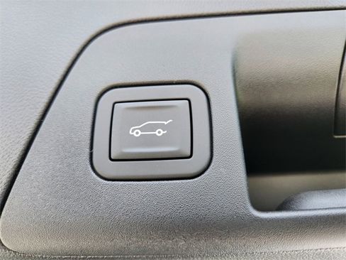 New 2025 Buick Envision Sport Touring image 5