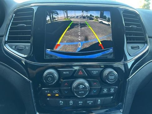 Used 2020 Jeep Grand Cherokee Limited w/ Trailer Tow Group IV image 12