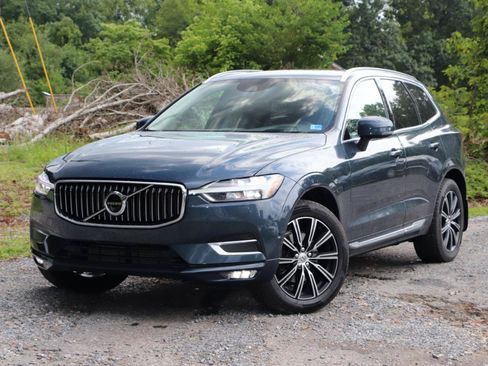 Used 2018 Volvo XC60 T5 Inscription w/ Luxury Seat Package AWD/4WD image 44