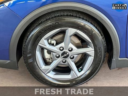 Used 2025 Kia K4 LXS image 11