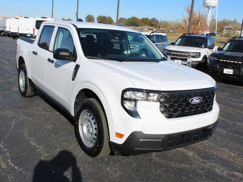 New 2025 Ford Maverick XL w/ Equipment Group 101A image 7