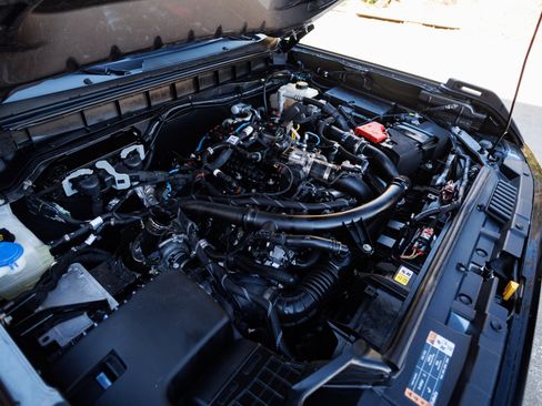 Used 2022 Ford Bronco Wildtrak image 49