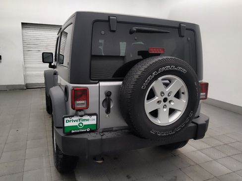 Used 2017 Jeep Wrangler Sport w/ Quick Order Package 24S AWD/4WD image 6