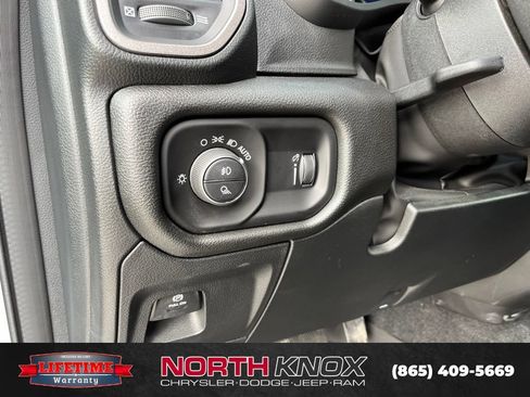 New 2026 RAM 1500 Warlock AWD/4WD image 7