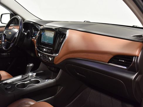 Used 2019 Chevrolet Traverse High Country w/ LPO, Floor Liner Package image 32