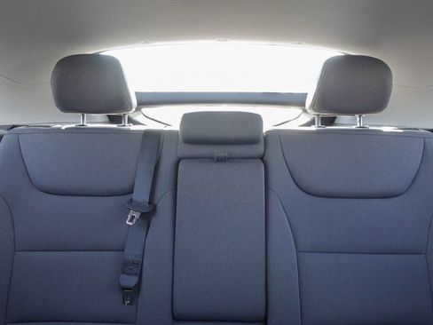 Used 2022 Hyundai Ioniq SE image 16