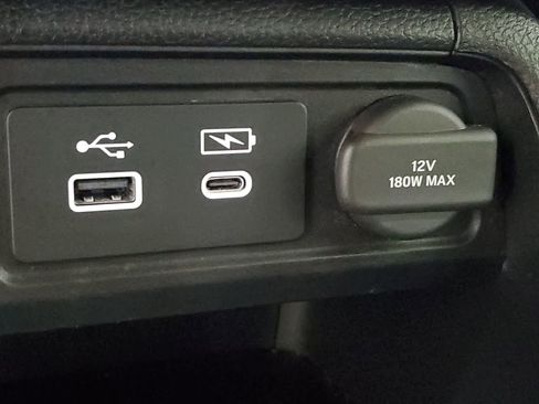 Certified 2023 Honda Pilot Sport image 31
