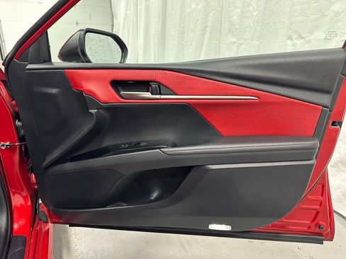 Used 2025 Toyota Camry XSE image 57