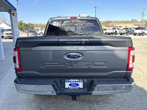 Used 2023 Ford F150 Lariat w/ Trailer Tow Package image 6