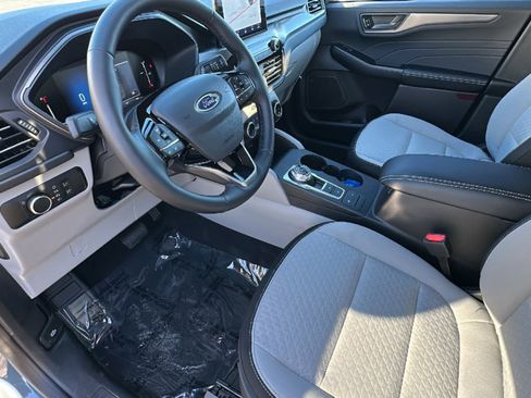 New 2026 Ford Escape Active w/ Cold Weather Package AWD/4WD image 10