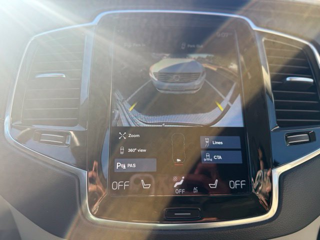 Used 2021 Volvo XC90 T6 Inscription w/ Protection Package Premier AWD/4WD image 17