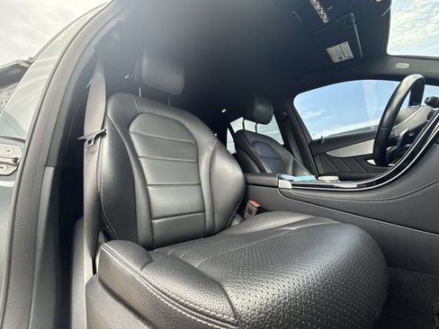 Used 2019 Mercedes-Benz GLC 300 image 23