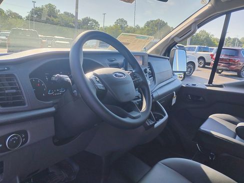 New 2025 Ford Transit 150 Low Roof image 17