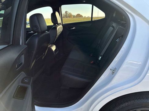 Used 2022 Chevrolet Equinox RS w/ LPO, Floor Liner Package image 23