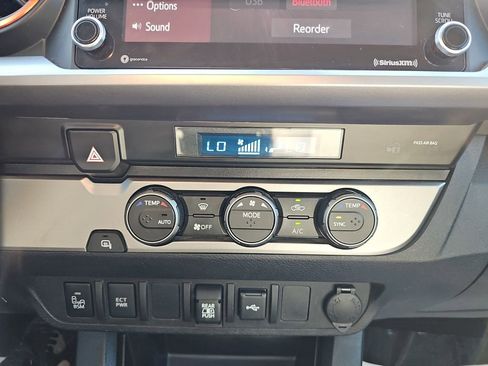 Used 2022 Toyota Tacoma SR5 w/ Technology Package image 26