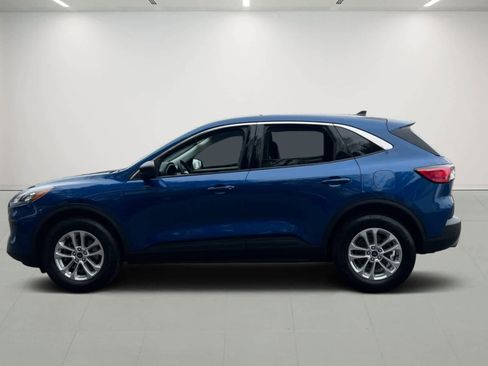 Used 2022 Ford Escape SE w/ Convenience Package image 3