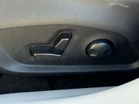 Used 2023 Jeep Compass Limited w/ Elite Group image 22