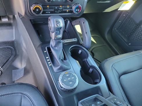 New 2025 Ford Bronco Badlands AWD/4WD image 20