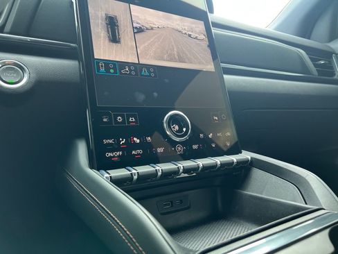 Used 2026 GMC Terrain AT4 w/ Convenience Package III image 35