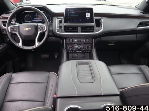 Used 2023 Chevrolet Suburban Premier AWD/4WD image 14