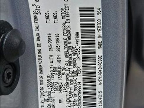 Used 2019 Toyota Tacoma TRD Off-Road image 15