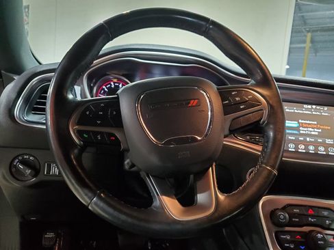 Used 2019 Dodge Challenger SXT w/ Plus Package RWD image 18
