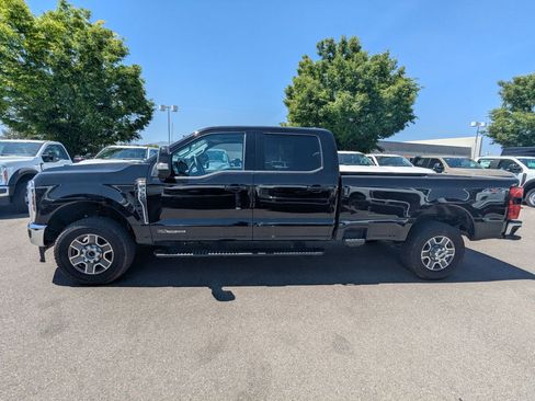 Used 2025 Ford F350 Lariat w/ Camper Package AWD/4WD image 11