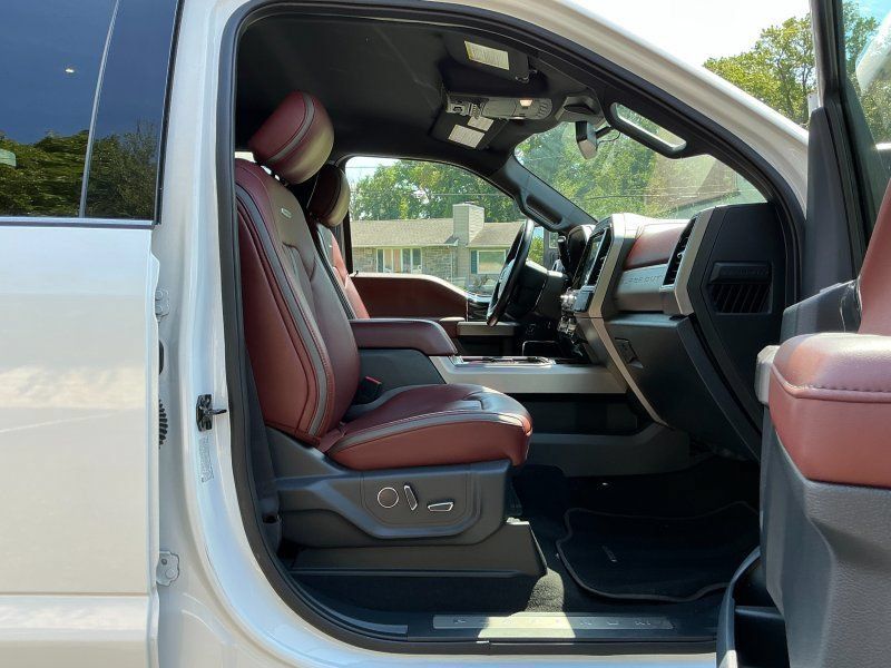 Used 2022 Ford F450 Platinum w/ FX4 Off-Road Package AWD/4WD image 12