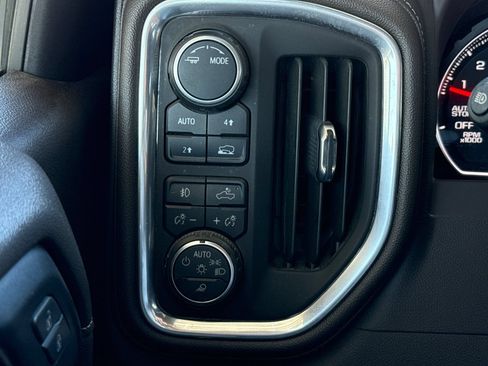 Used 2022 Chevrolet Silverado 1500 LTZ w/ LTZ Premium Package AWD/4WD image 39