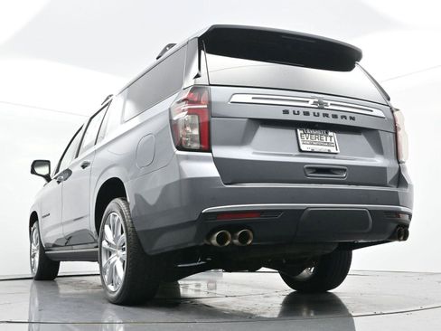 Used 2022 Chevrolet Suburban High Country image 56