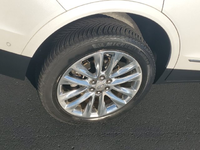 Certified 2019 Cadillac XT5 Platinum AWD/4WD image 5