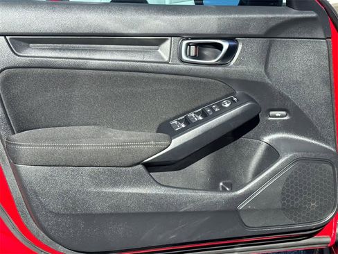 Used 2025 Honda Civic Sport image 11