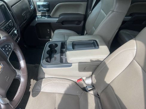 Used 2015 Chevrolet Silverado 2500 LT w/ LT Convenience Package image 35