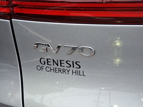 Certified 2024 Genesis GV70 3.5T Sport w/ Sport Prestige Package image 31