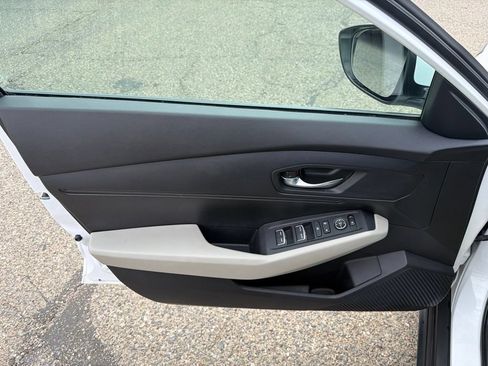Used 2024 Honda Accord LX image 9