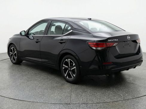 Used 2025 Nissan Sentra SV FWD image 6