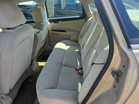 Used 2009 Chevrolet Impala LT FWD image 5
