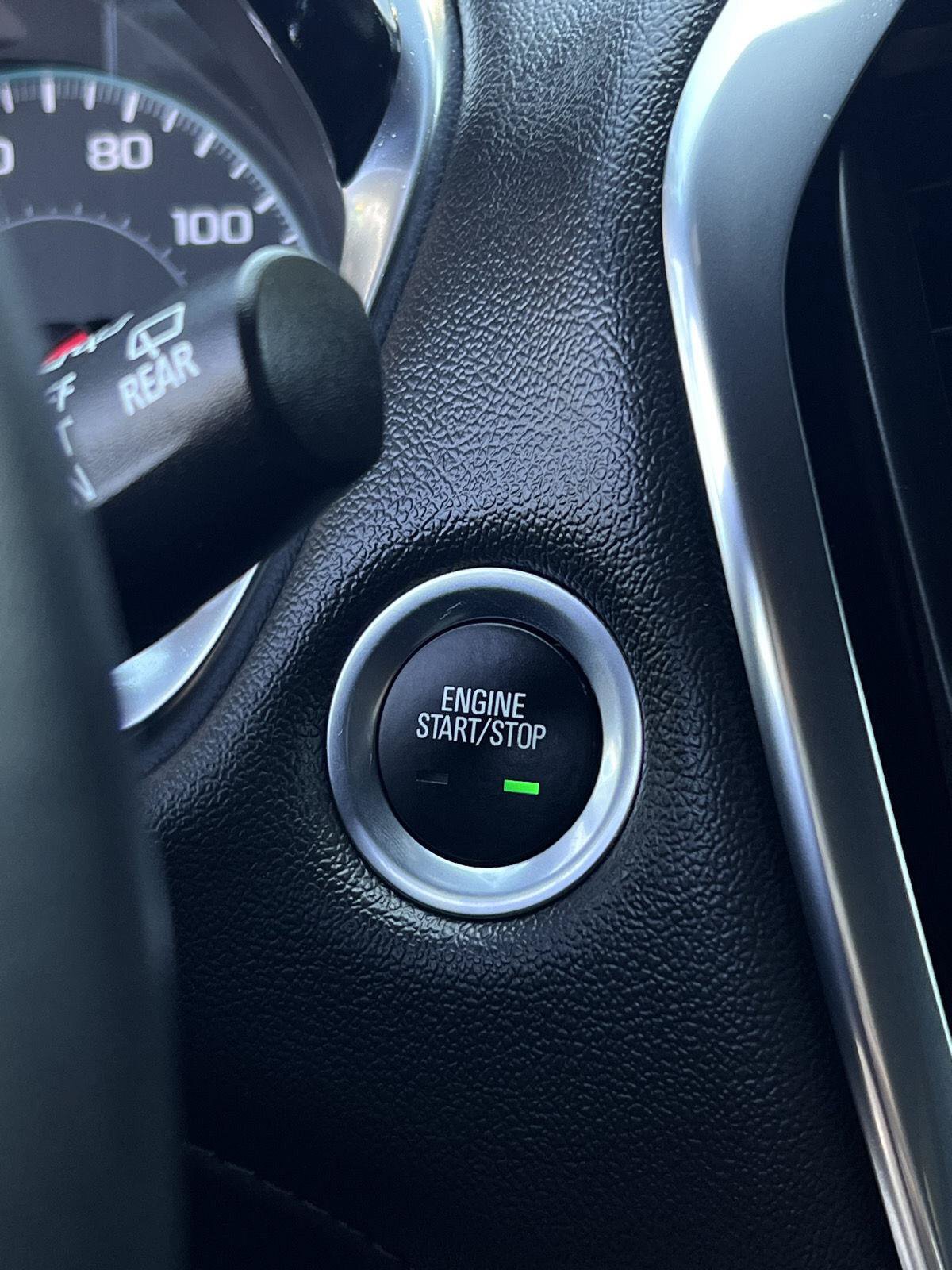 Used 2024 Chevrolet Traverse LT FWD image 8