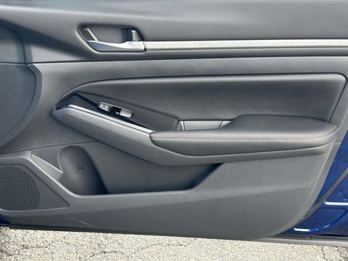 Used 2024 Nissan Altima 2.5 SR w/ SR Premium Package image 9