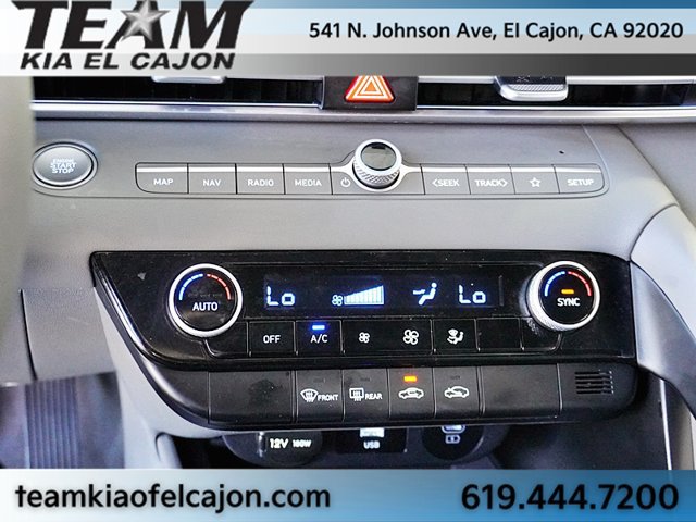 Used 2024 Hyundai Elantra SEL FWD image 27