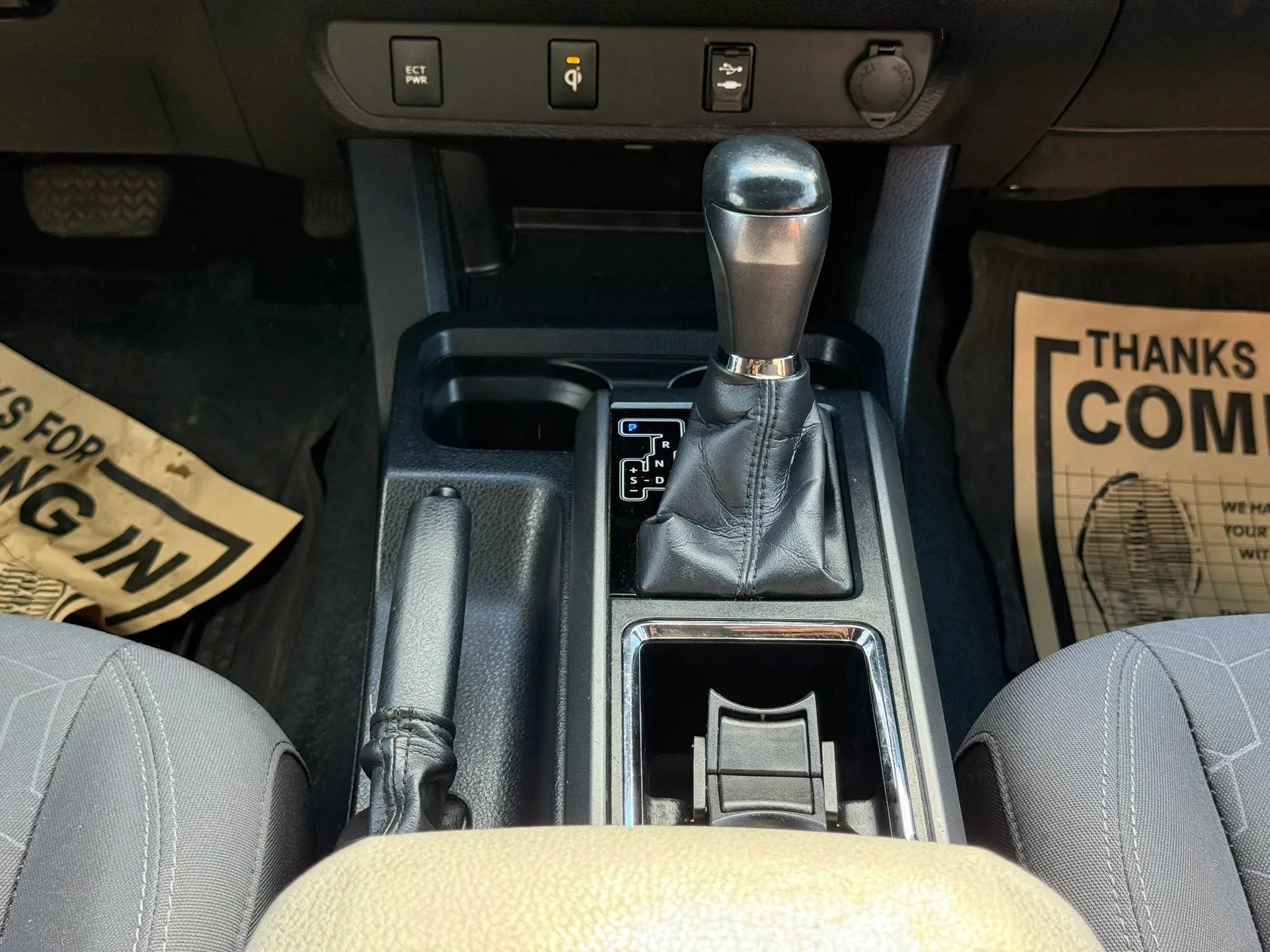 Used 2016 Toyota Tacoma TRD Sport w/ Towing Package AWD/4WD image 16