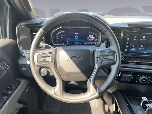 Certified 2025 Chevrolet Silverado 1500 ZR2 AWD/4WD image 13