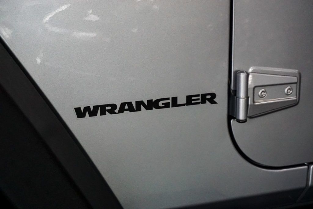 Used 2013 Jeep Wrangler Rubicon w/ PWR Convenience Group AWD/4WD image 46