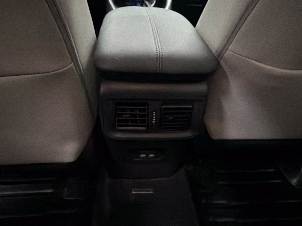 Used 2023 Toyota RAV4 Limited AWD/4WD image 27