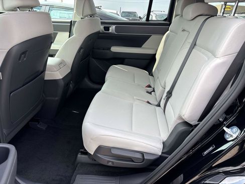 New 2026 Hyundai Santa Fe SE AWD/4WD image 6
