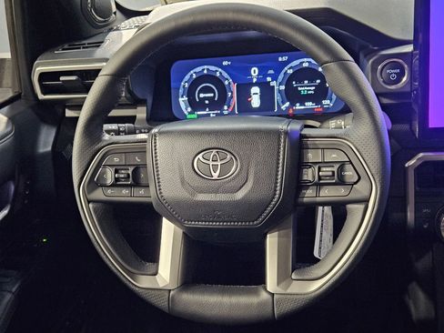 New 2026 Toyota 4Runner Limited AWD/4WD image 15