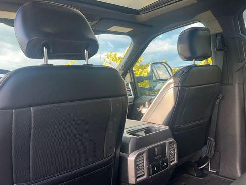 Used 2019 Ford F350 Platinum w/ Platinum Ultimate Package image 13