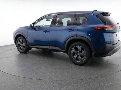 Used 2025 Nissan Rogue SV FWD image 6