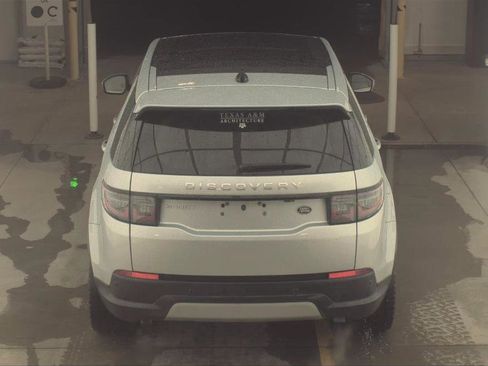 Used 2022 Land Rover Discovery Sport SE image 10