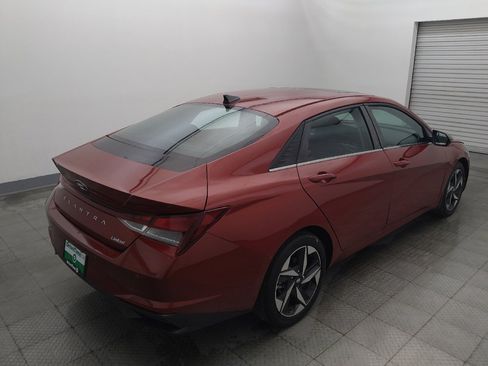 Used 2023 Hyundai Elantra Limited FWD image 9